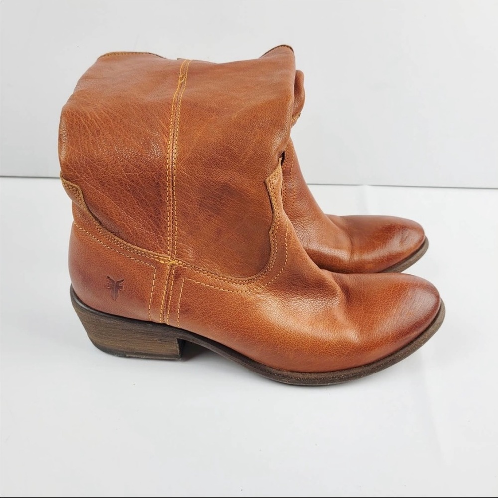 Frye Carson Pull On Boots